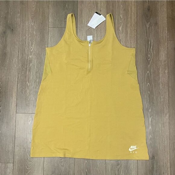 NWT Nike Air Khaki Dress Zip Up - Size 1X - Picture 1 of 5
